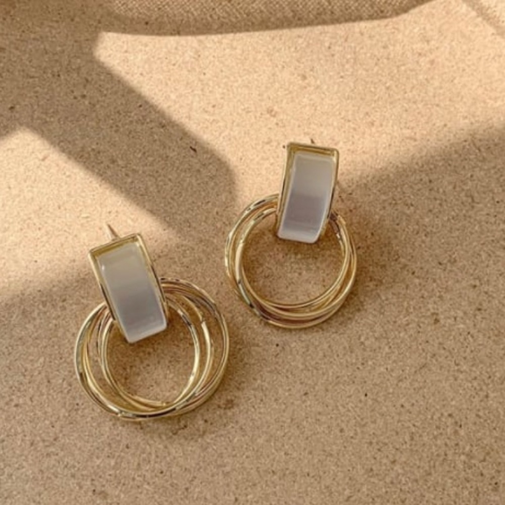 Four Loop hoop